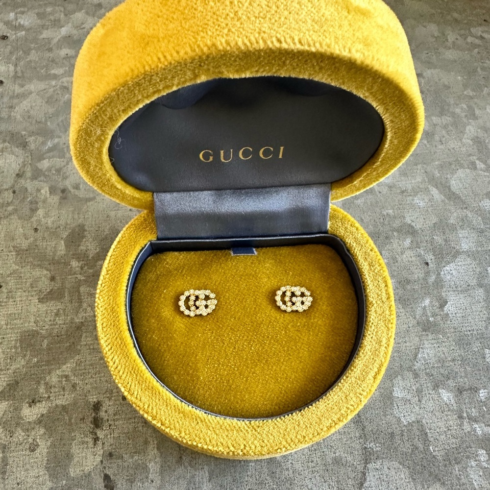 Gucci Gold Earrings in Yellow Velvet Case